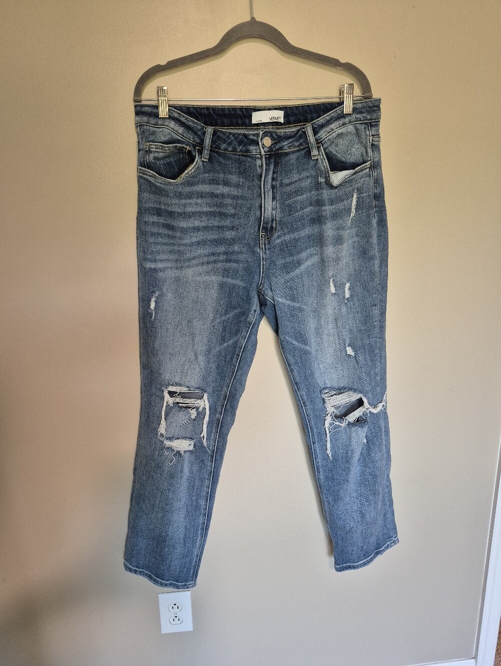 Women’s Distressed Blue Jeans